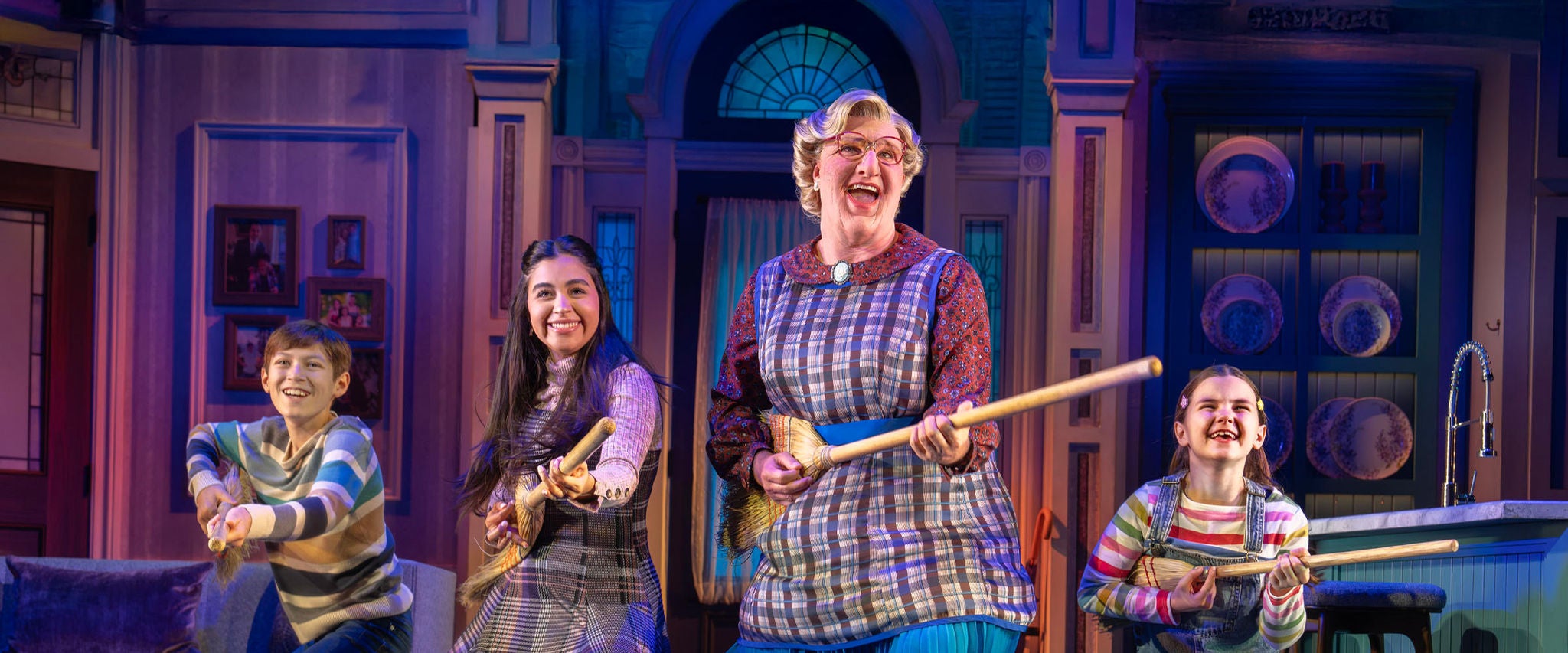 Mrs. Doubtfire The Musical photo 1
