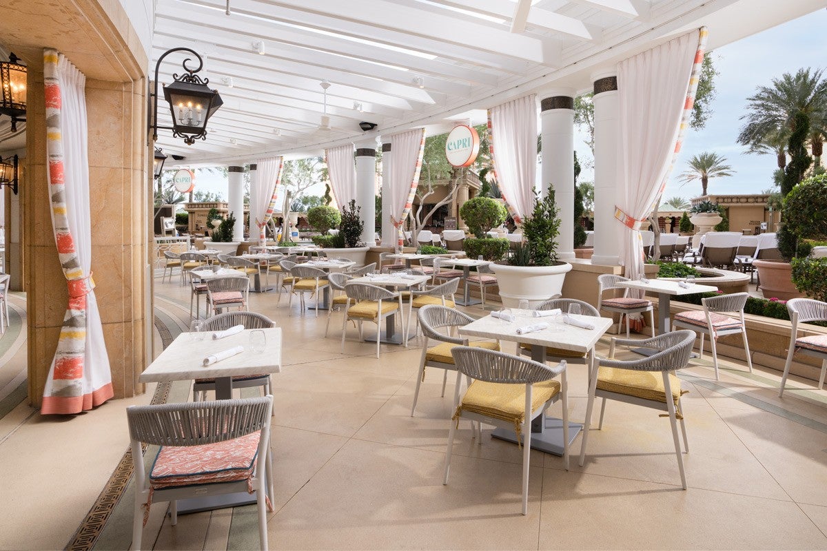 CAPRI Restaurant & Bar