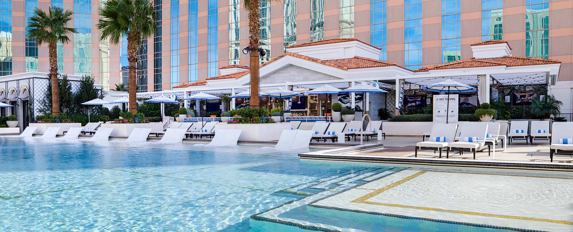 Dive Into Summer At The Venetian