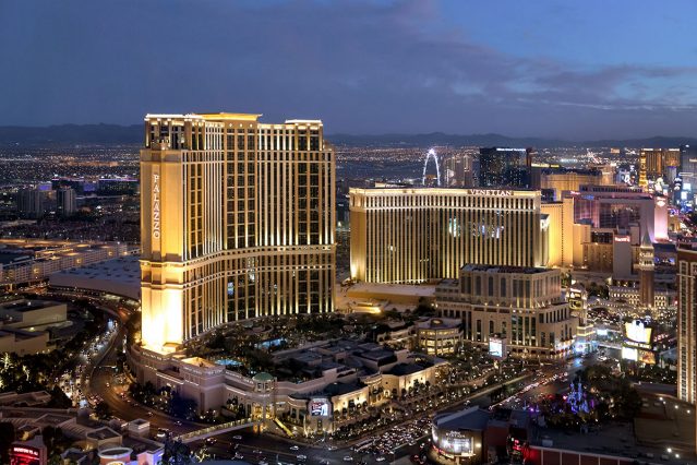 FORMULA 1 HEINEKEN SILVER LAS VEGAS GRAND PRIX Ticket Package Offer image
