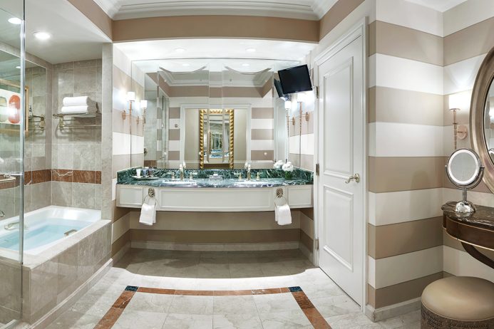Best Hotel Bathrooms in Las Vegas